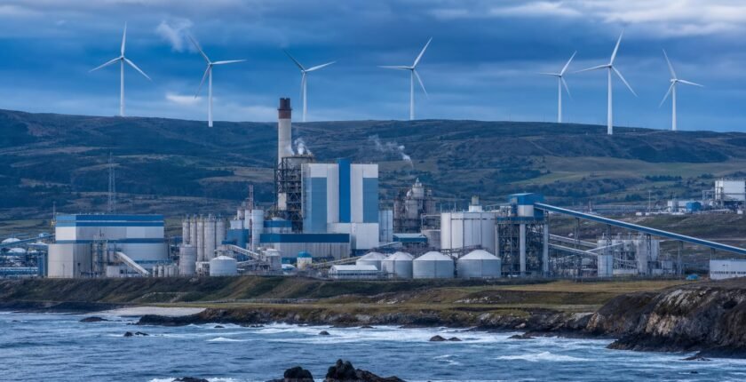 How Manufacturers Navigate ESG Rules to Net Zero