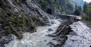 Hydropower Workers Trapped as Nepal Flood Deaths Top 900