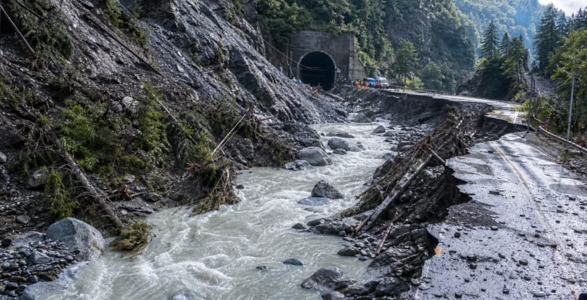 Hydropower Workers Trapped as Nepal Flood Deaths Top 900