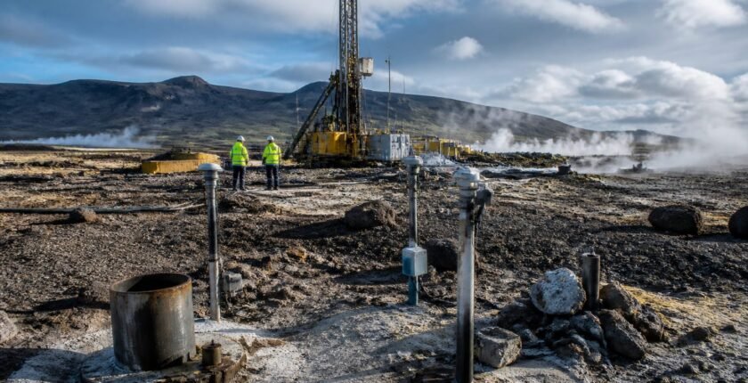 DOE Funds 21 EGS Field Tests and Geothermal Drilling