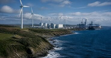 OQAE and Asyad sign green hydrogen term sheet