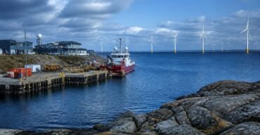 Massachusetts Pledges $4.2M for Offshore Wind Workforce