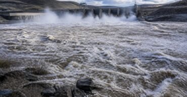 Floods halt over 500 MW of Nepal hydropower