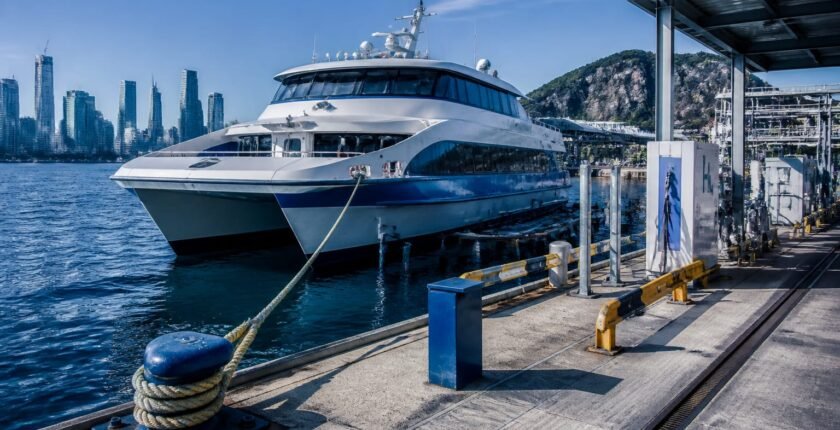 Hydrogen ferry Switch-150 wins Coast Guard DBA